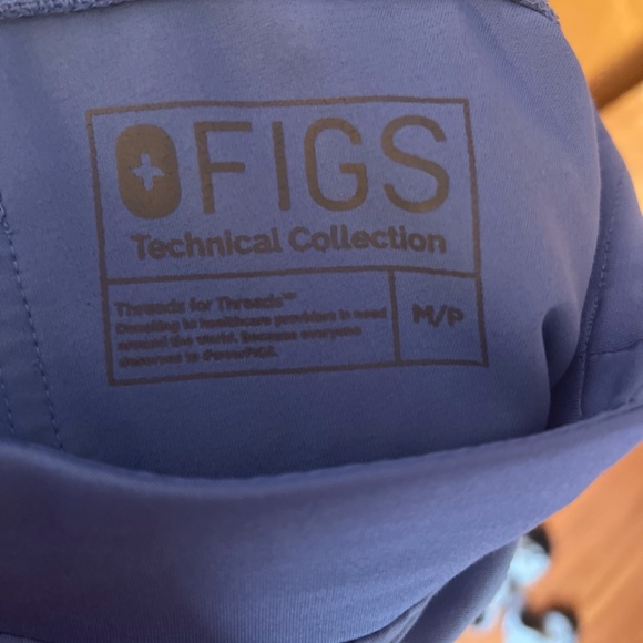 FIGS Ceil Blue Set - Picture 7 of 9